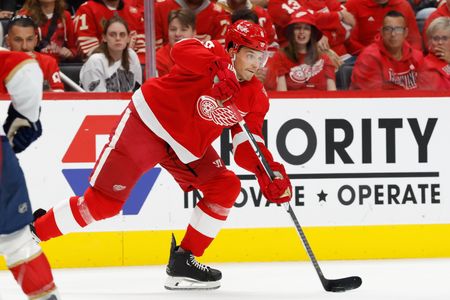 Red Wings F Patrick Kane (upper body) returns to practice