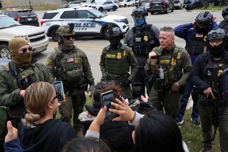 US judge rejects government’s riot claims, restricts federal agents’ use of force in Chicago
