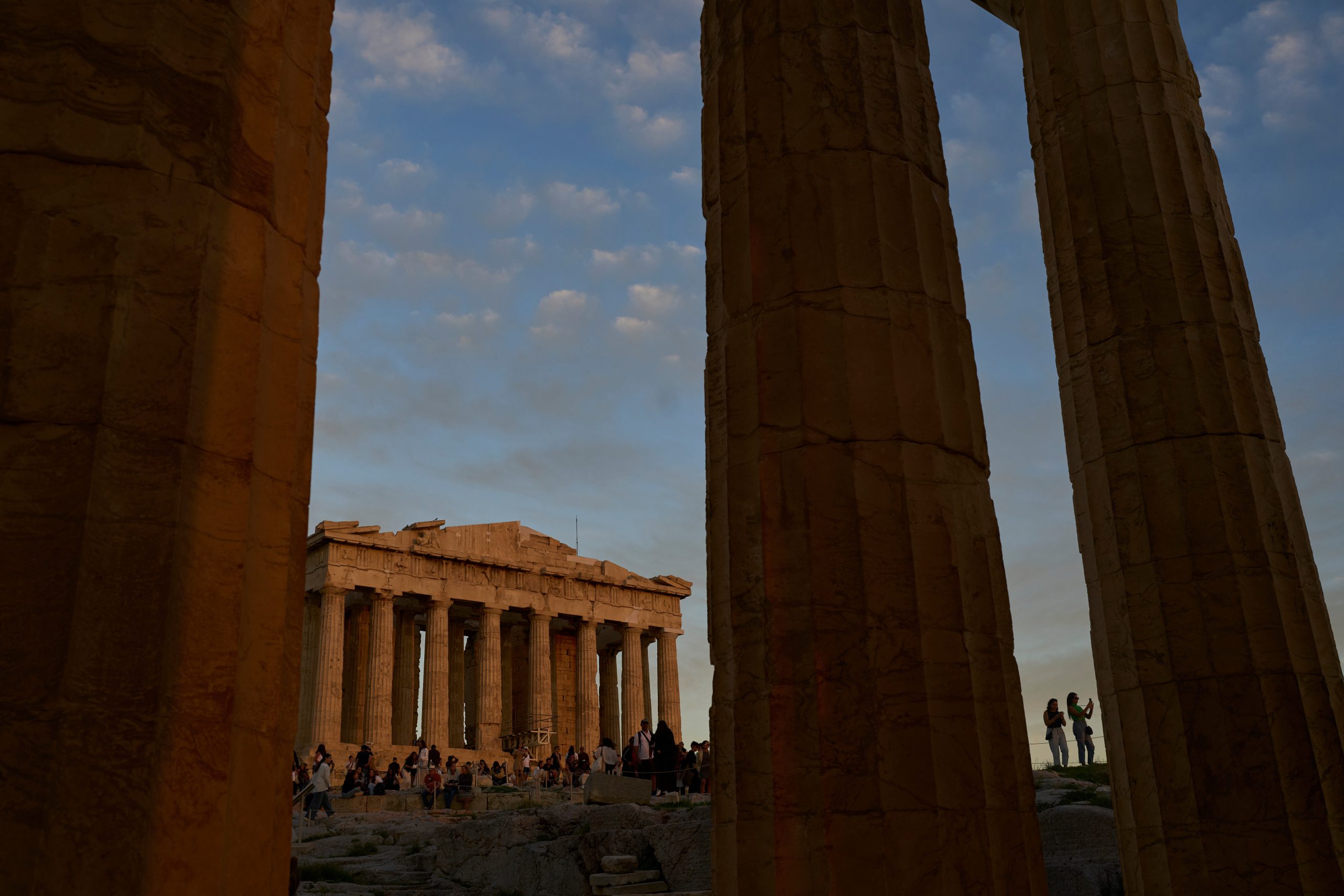 Photos of the unobstructed ancient Parthenon in Athens