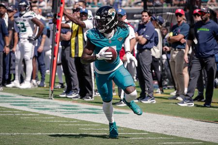 Jaguars WR Brian Thomas Jr. (ankle) ruled out vs. Texans