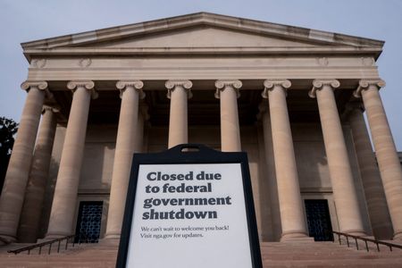 US Senate compromise sets stage for end to government shutdown