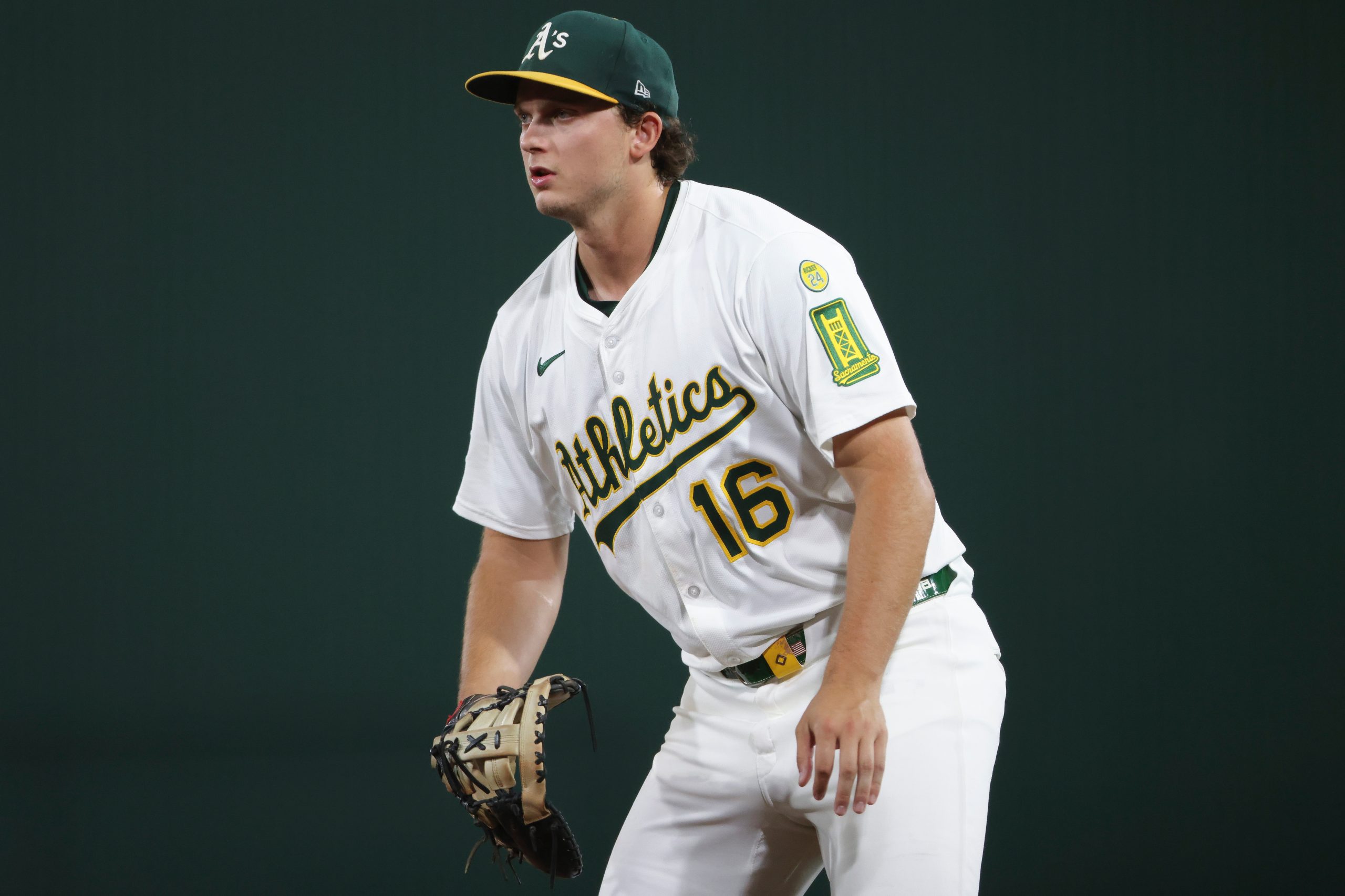 Athletics Nick Kurtz wins AL Rookie of the Year award, Braves’ Drake Baldwin wins NL honor