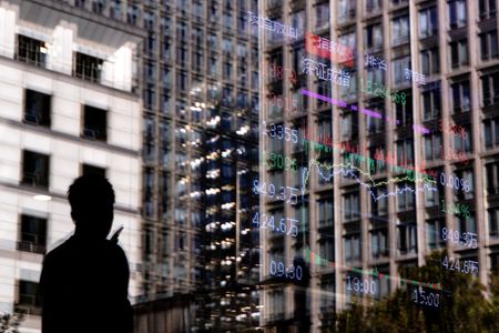 Gold, stocks upbeat in anticipation of US shutdown deal