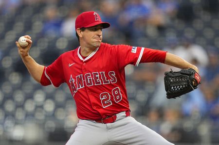 Angels RHP Kyle Hendricks, former Cubs star, reportedly retiring