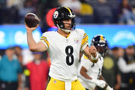 Mike Tomlin: No ‘off night’ but Steelers have no ‘long-term concerns’ about Rodgers