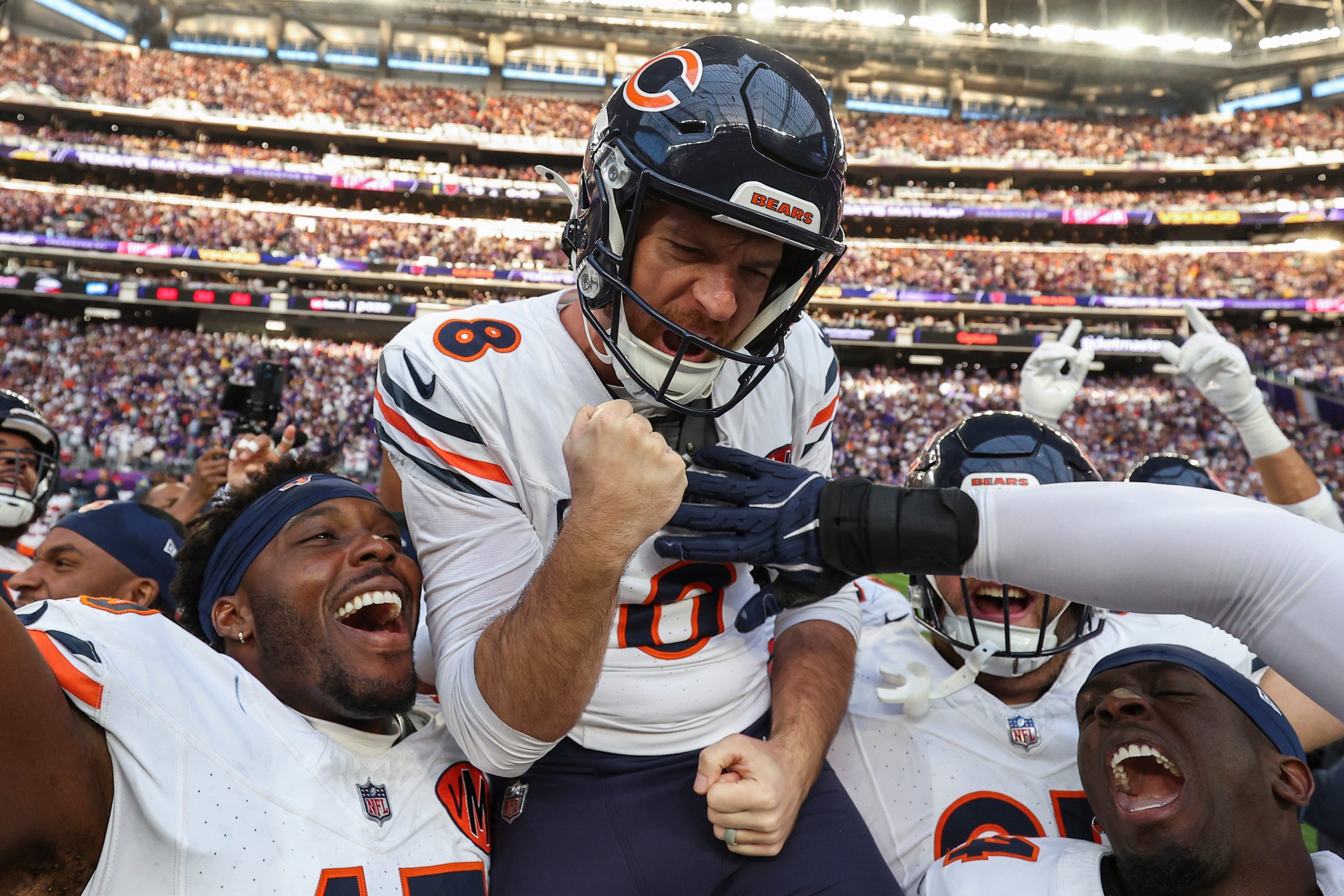 Bears improve to 7-3 to beat Vikings with game-ending FG set up by Duvernay’s 56-yard kickoff return
