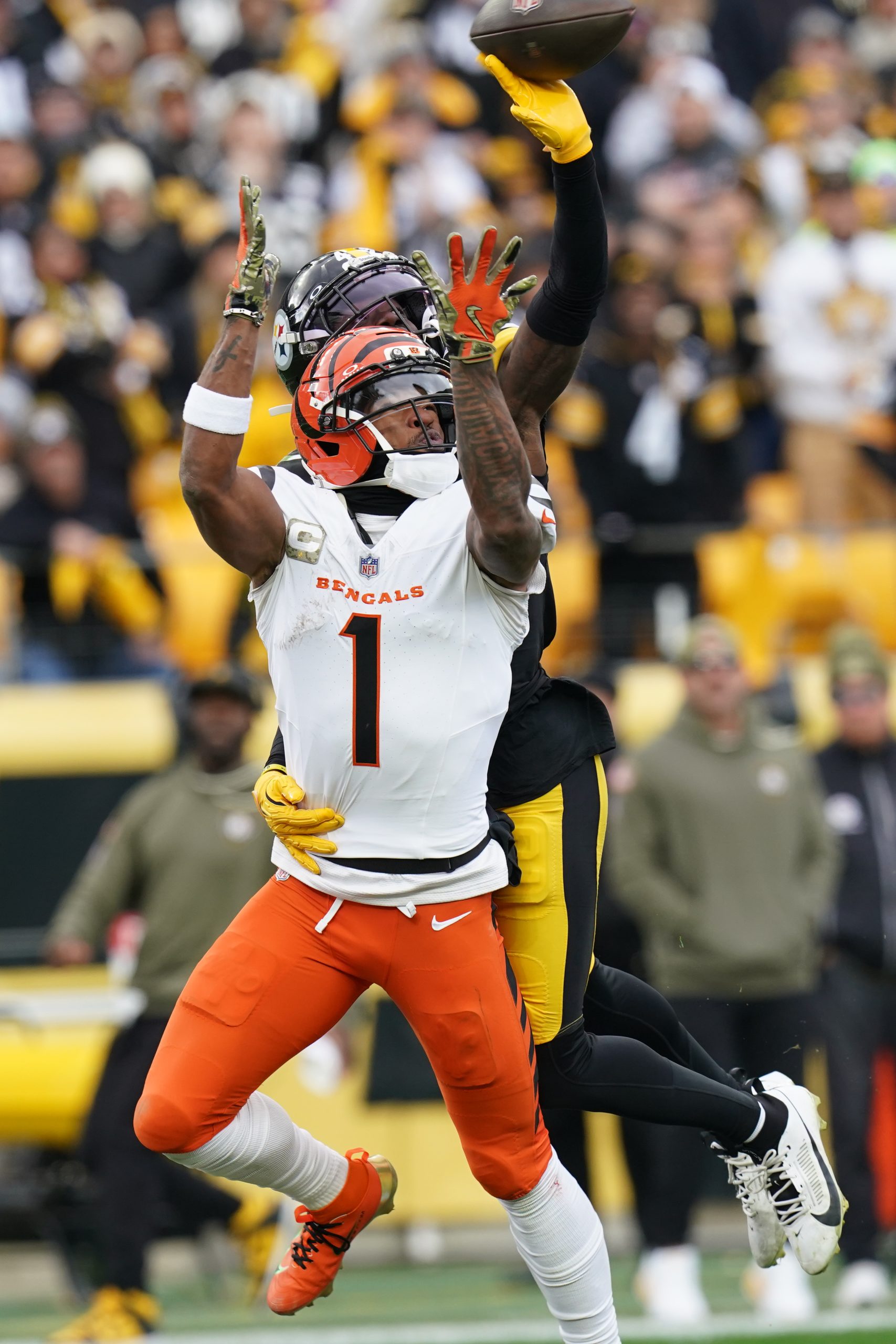 Bengals receiver Ja’Marr Chase suspended 1 game by NFL for spitting on Steelers’ Jalen Ramsey