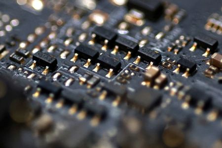 Morning Bid: Rattled tech stokes volatility