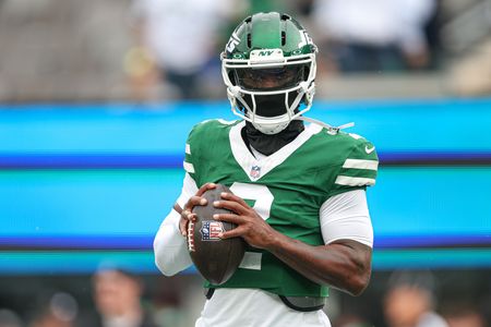 Aaron Glenn, Jets turn to Tyrod Taylor; rookie Brady Cook on deck?