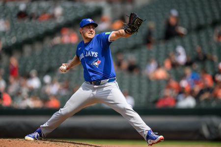 Former Mariners, Blue Jays reliever Erik Swanson retires