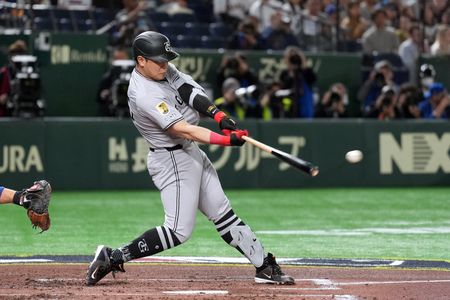 Kazuma Okamoto, Kona Takahashi posted for MLB teams