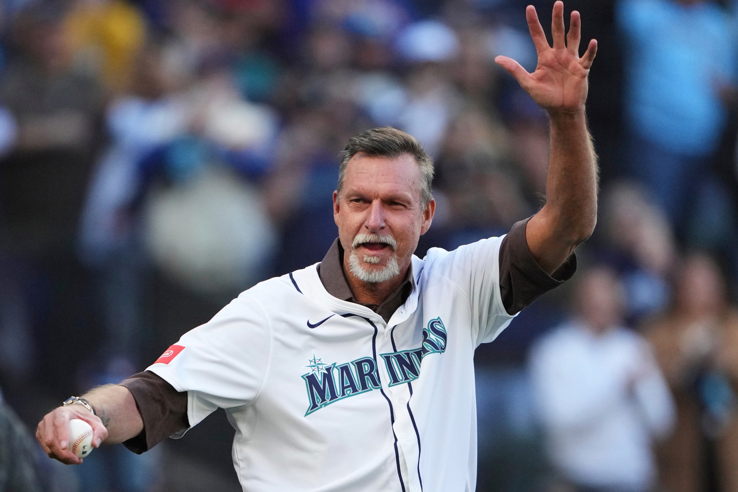 Mariners will retire Randy Johnson’s No. 51 during the 2026 season