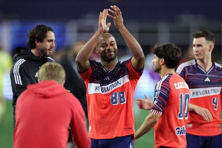 Revs re-sign D Andrew Farrell for club-record 14th season