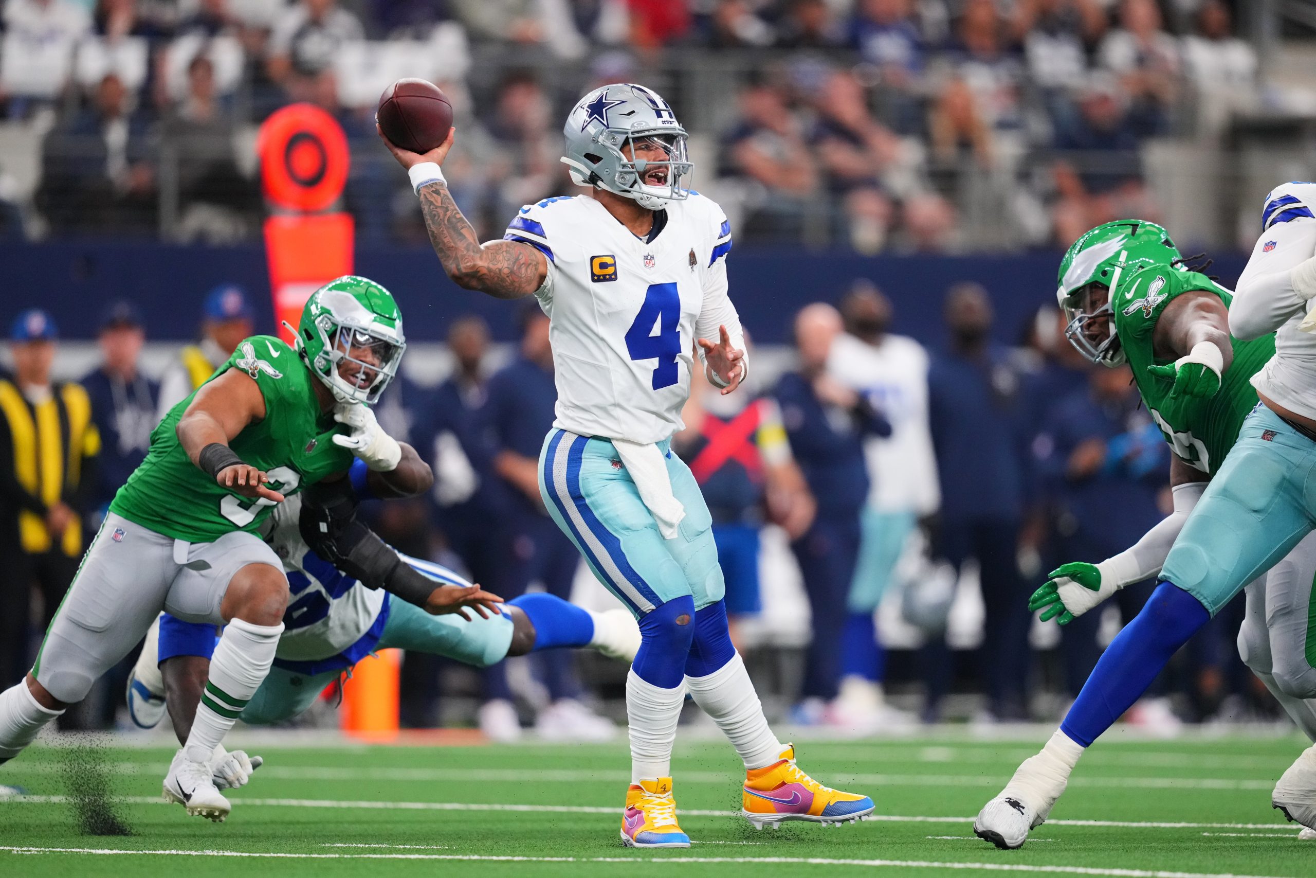 Dak Prescott breaks Tony Romo’s franchise record for yards passing with the Dallas Cowboys