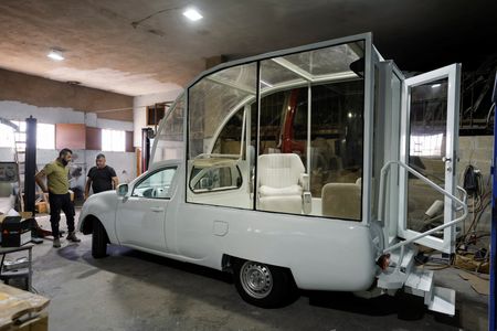 Pope Francis’ popemobile transformed into mobile clinic for Gaza children