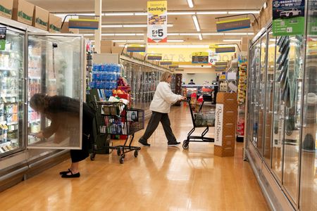 US consumer confidence deteriorates in November