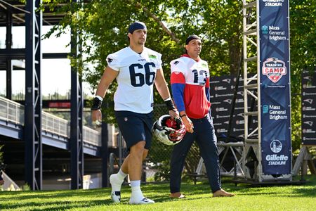 Patriots rookie LT Will Campbell (knee) headed to IR