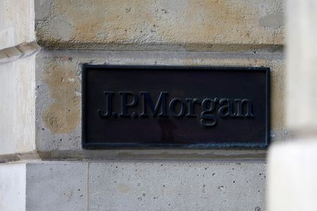 JP Morgan shifts outlook on Fed rate cut to December