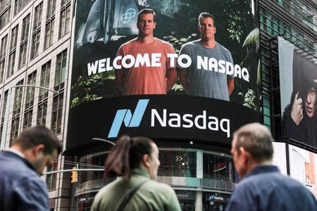 Nasdaq, Dow futures resume trade after CME outage