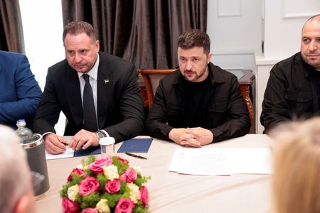 Ukraine, U.S. talks on peace proposals to happen soon, Zelenskiy says