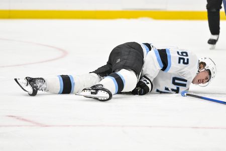 Mammoth F Logan Cooley injured in loss to Blues