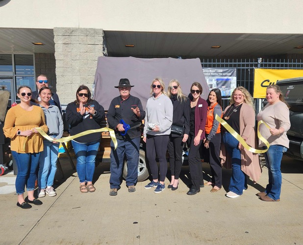 Ribbon-Cutting Ceremony as Fields Chuck Wagon Joins Macomb Chamber of Commerce