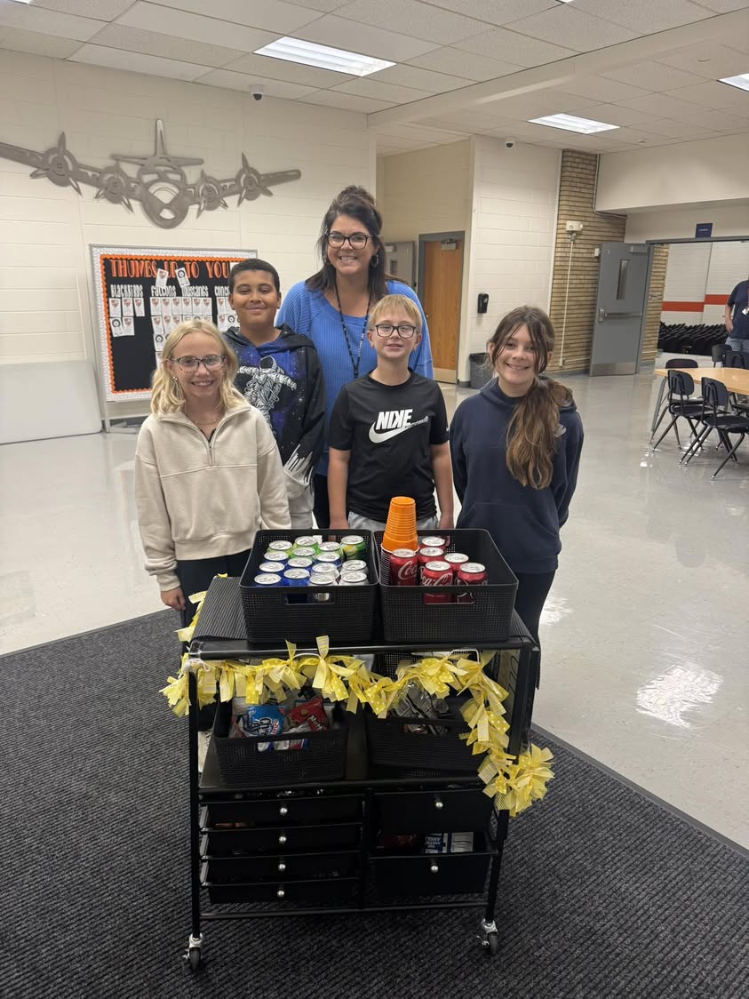 We love when the Sunshine Cart is being pushed down the halls of Edison!!! Mrs. Spalding chose these Outstanding Edison…