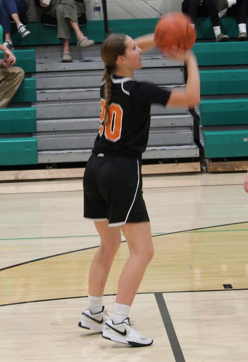 Lady Bomber Basketball versus Brown County Wednesday night.  #MAC185  #MacombMiddleSchool    #basketballislife