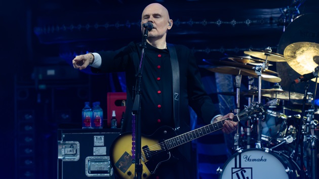 Watch Billy Corgan guess songs on ﻿’Track Star’