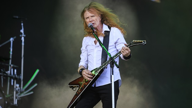 Rust in … space? Dave Mustaine wants to play the moon for Megadeth’s final show