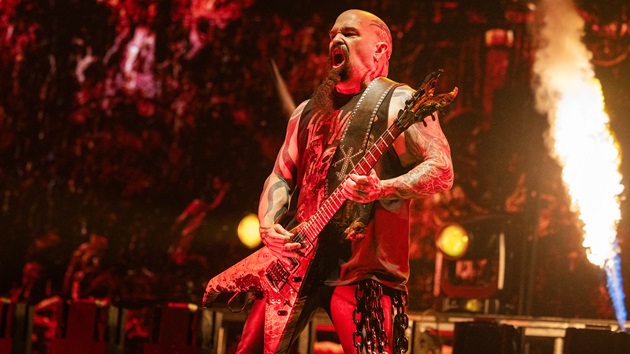 ‘Brutally honest’ Kerry King chooses Metallica over Megadeth