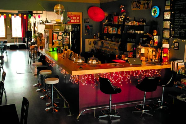 FVNYVNV Records’ and Roaring Rhetoric’s Vinyl & Poetry Night, November 29