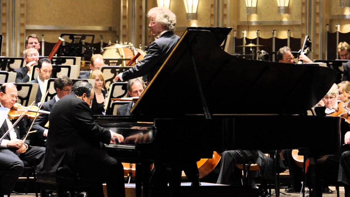 Quad City Symphony Orchestra Masterworks III: “Schumann Piano Concerto,” December 6 and 7