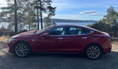 Tesla sets Norway’s annual car sales record
