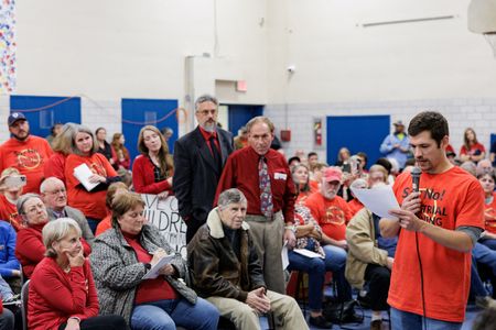 Trump’s push for more AI data centers faces backlash from his own voters