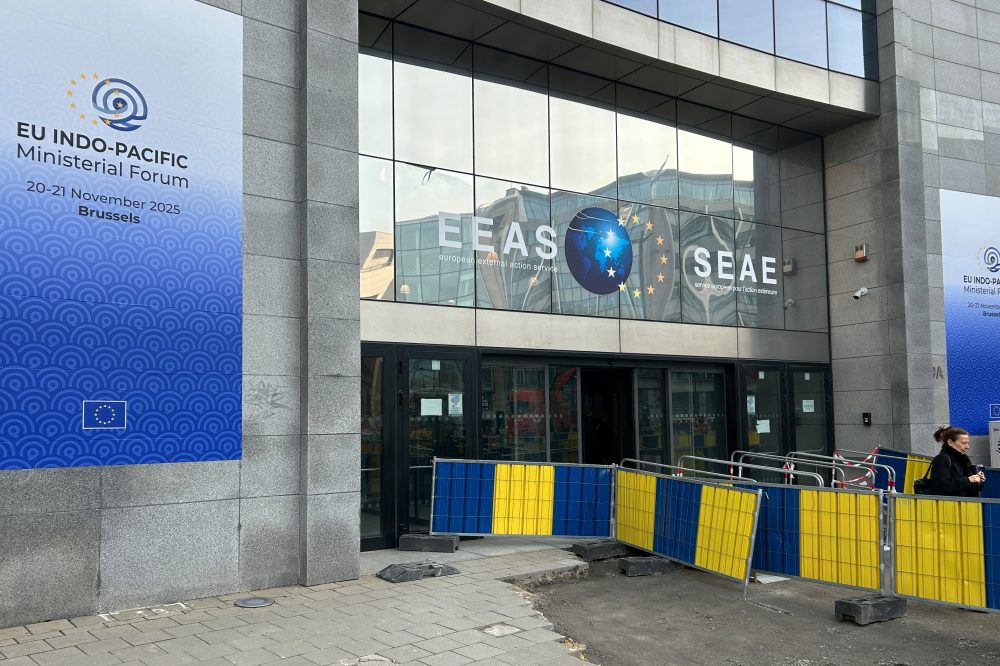 Belgian police make 3 arrests after raids on college and EU diplomatic headquarters