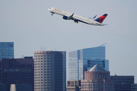 Delta sees $200 million profit hit from US government shutdown