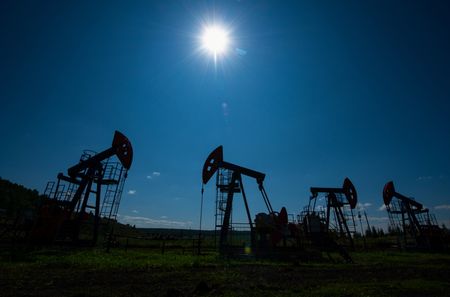 Oil prices firm after Ukrainian strikes on Russian oil infrastructure, stalled peace talks