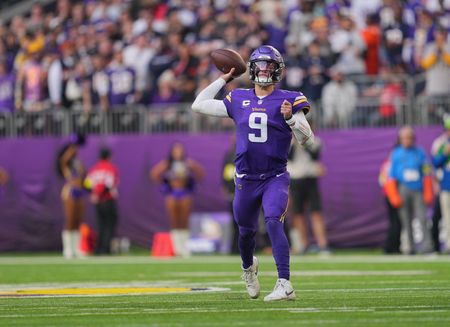 Vikings QB J.J. McCarthy clears concussion protocol, set to start Sunday