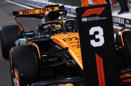 Motor racing–McLaren’s Piastri not giving up on taking title from third on grid