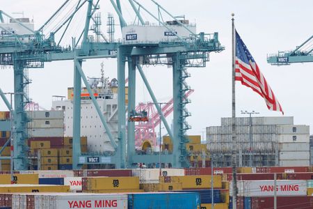 US container imports drop 7.8% in November amid China demand slump, Descartes Systems says