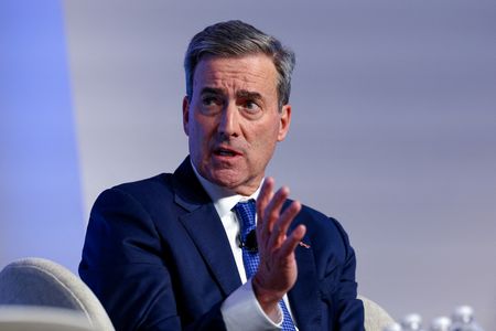 KeyCorp CEO doubles down on share buybacks, rules out acquisitions