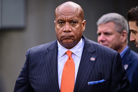 Bears expand stadium site search into greater Chicago area, NW Indiana