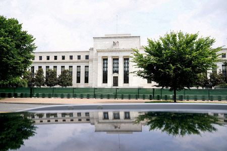 Final Fed minutes of 2025 to shed light on policy divisions