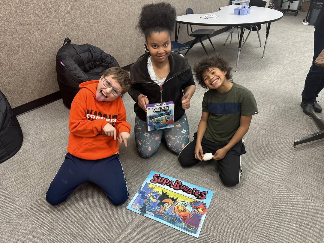 Teamwork makes the dream work! #MAC185 #edison