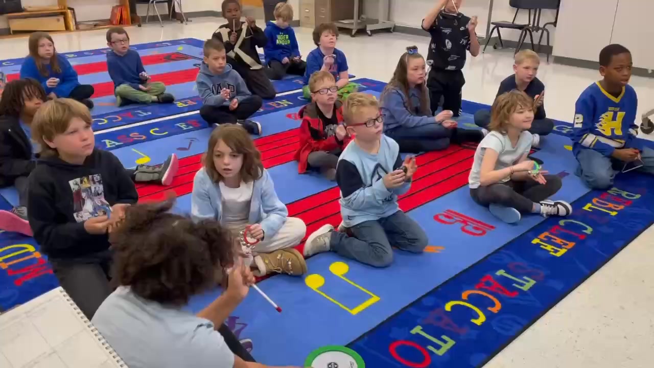 Mrs. Faxon’s class had a great last day in music before winter break!  #MAC195 #music #edison #3rdgrade