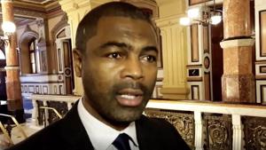 Chicago minority, low-income students struggling to make testing grade