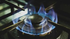 New York cuts ‘100-foot rule’ for gas hook ups