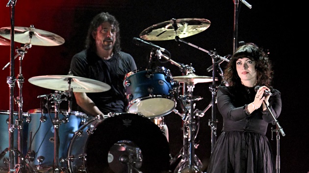 Violet Grohl, daughter of Dave Grohl, premieres debut singles