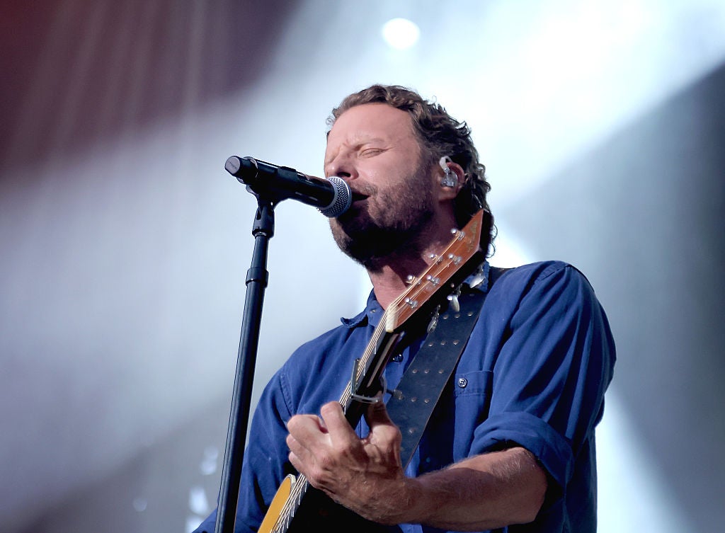 Dad, Husband, Hitmaker: Dierks Bentley Gets Personal on ‘Backstage Country’